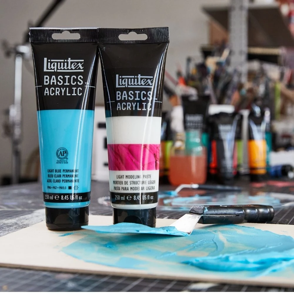 Basics Light Modeling Paste - Image 3